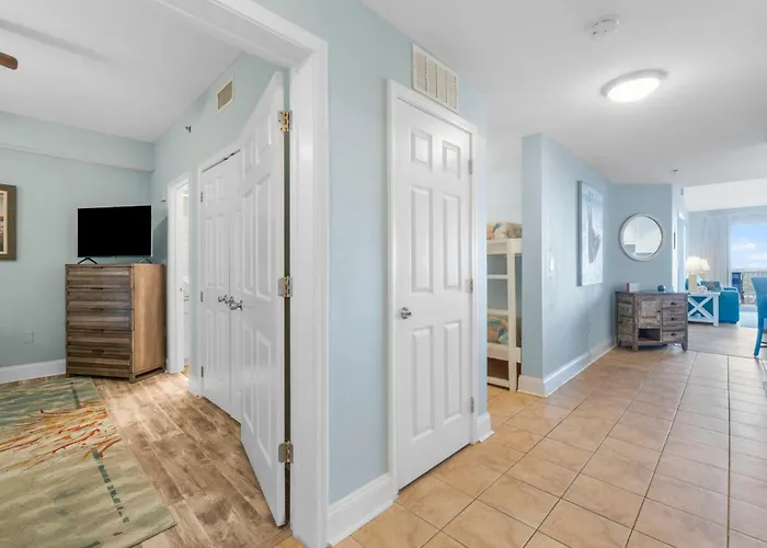 Laketown Wharf 1434
